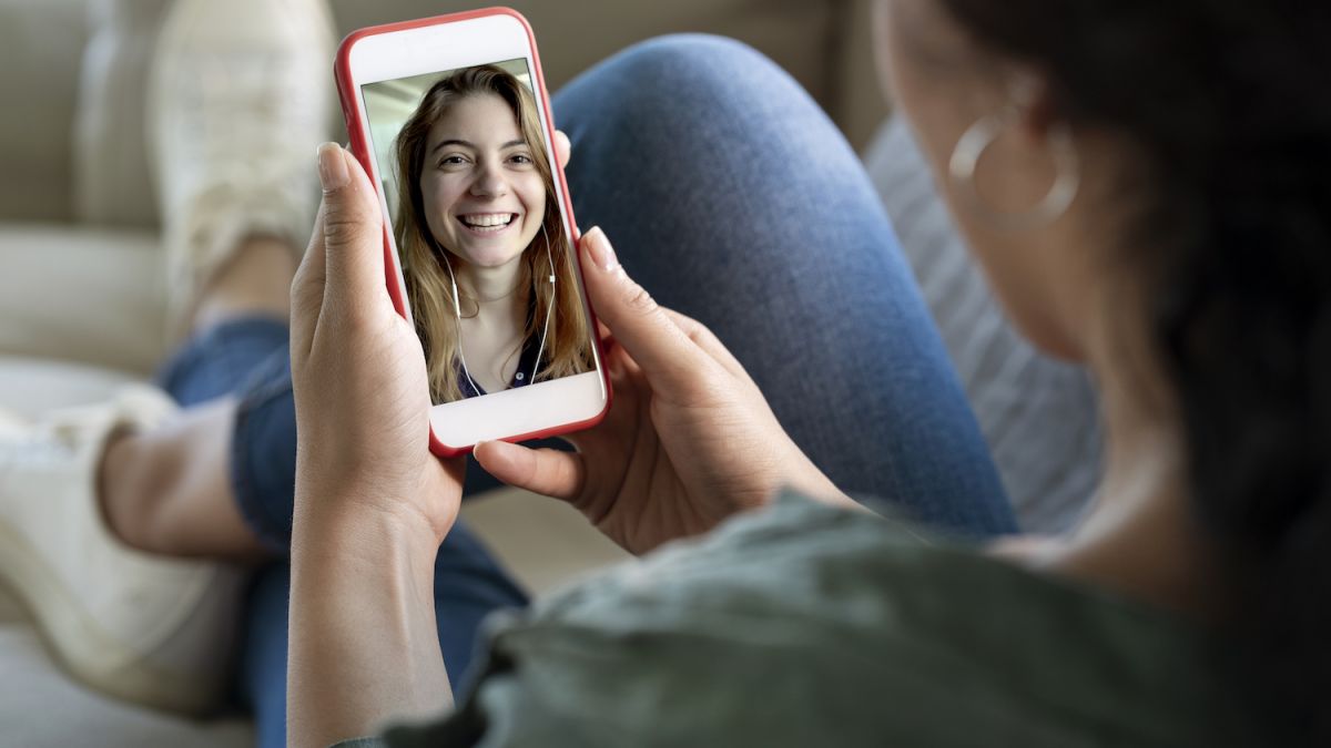 Women using Virtual Care Lifemark